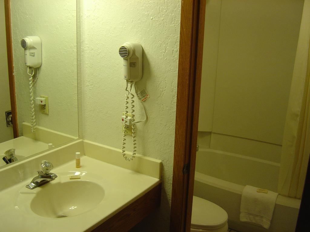 Motel Wakota And 2*