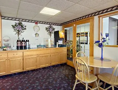 Wakota Inn And Suites 