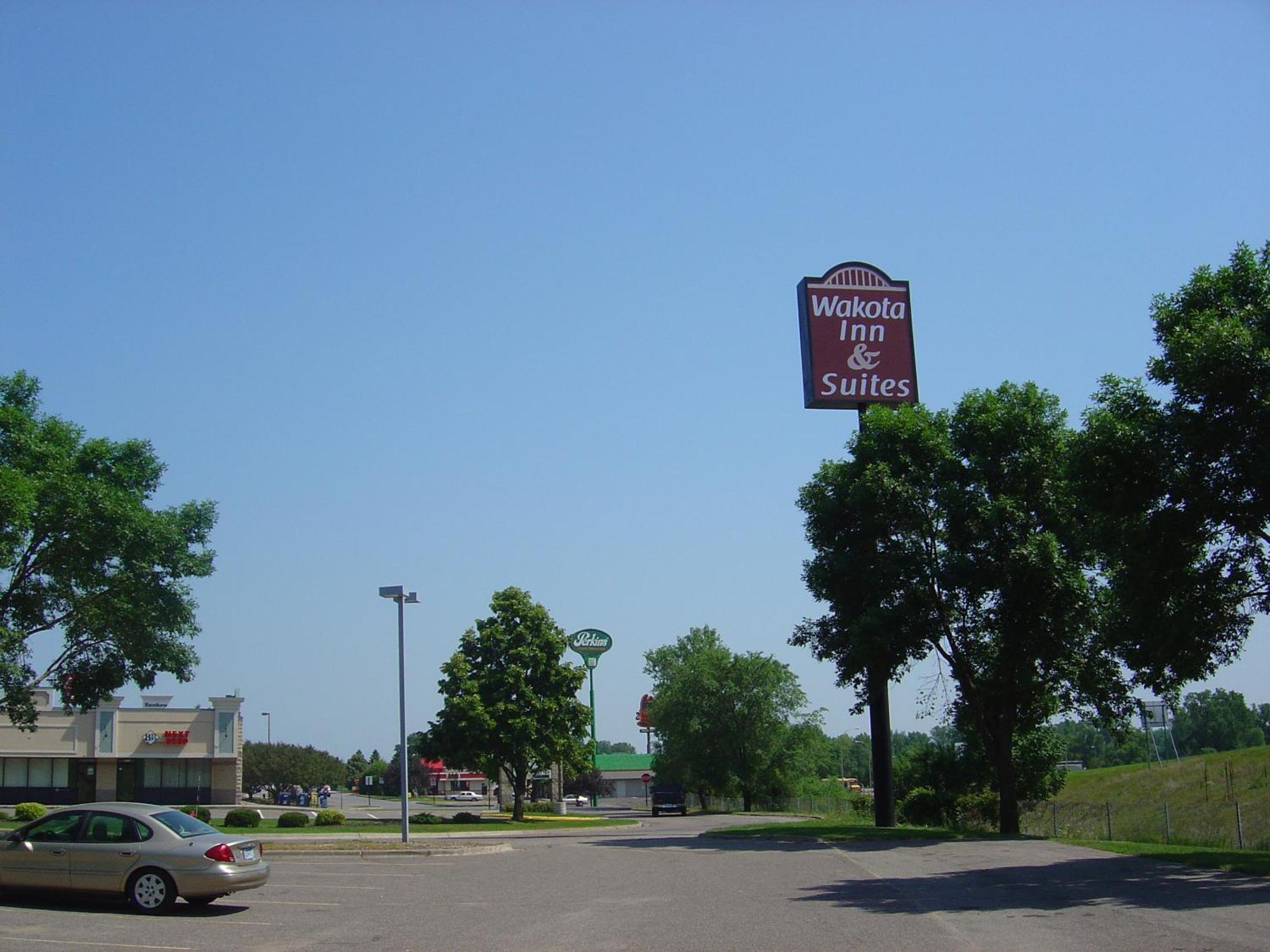 Wakota And Cottage Grove